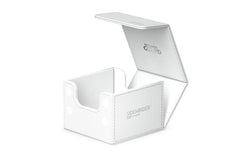 Ultimate Guard Sidewinder quick-access opening enables fast card retrieval.