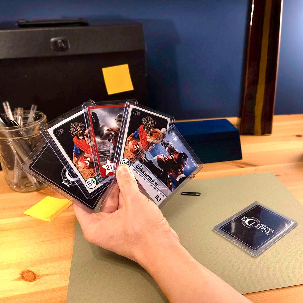 Standard card size compatibility with Ultra PRO 3x4 toploaders
