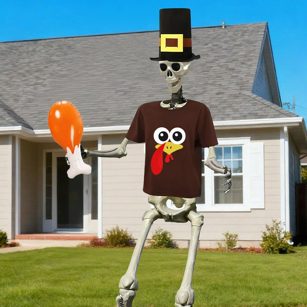UMEELR Thanksgiving decor touch adds whimsy to lawn displays.