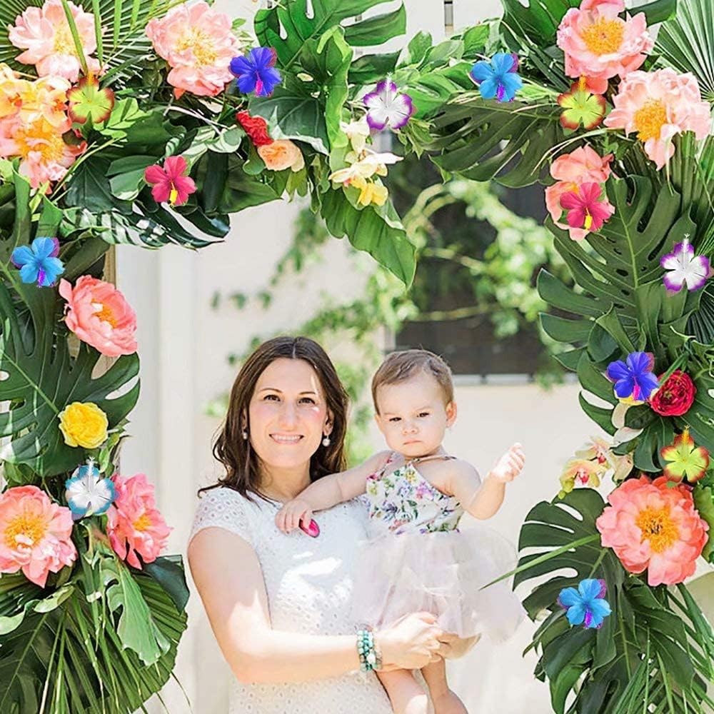 UMIKU DIY Hawaiian decorations inspire creative displays.