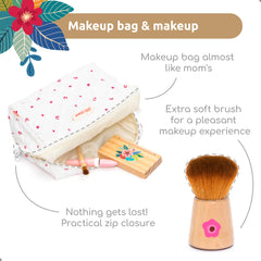 UMU wooden perfume bottle adds scent-inspired storytelling for playtime.