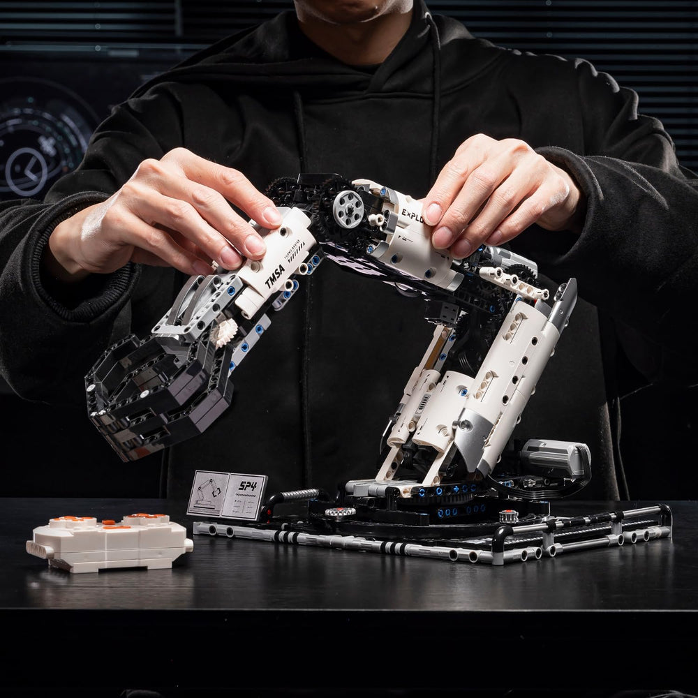 UNCLE BRICK arm chassis with near 360 degree rotation offers versatile maneuvering