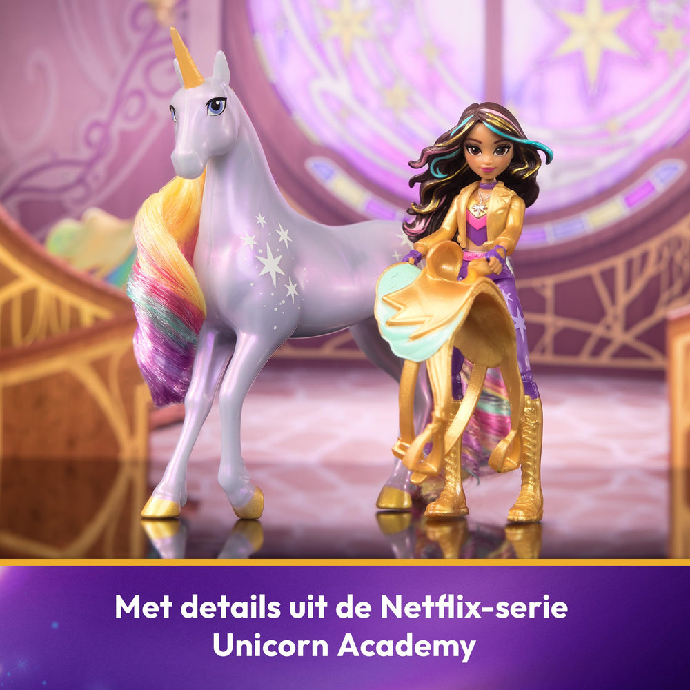 Unicorn Academy Wildstar features a rainbow mane for vibrant play experiences.