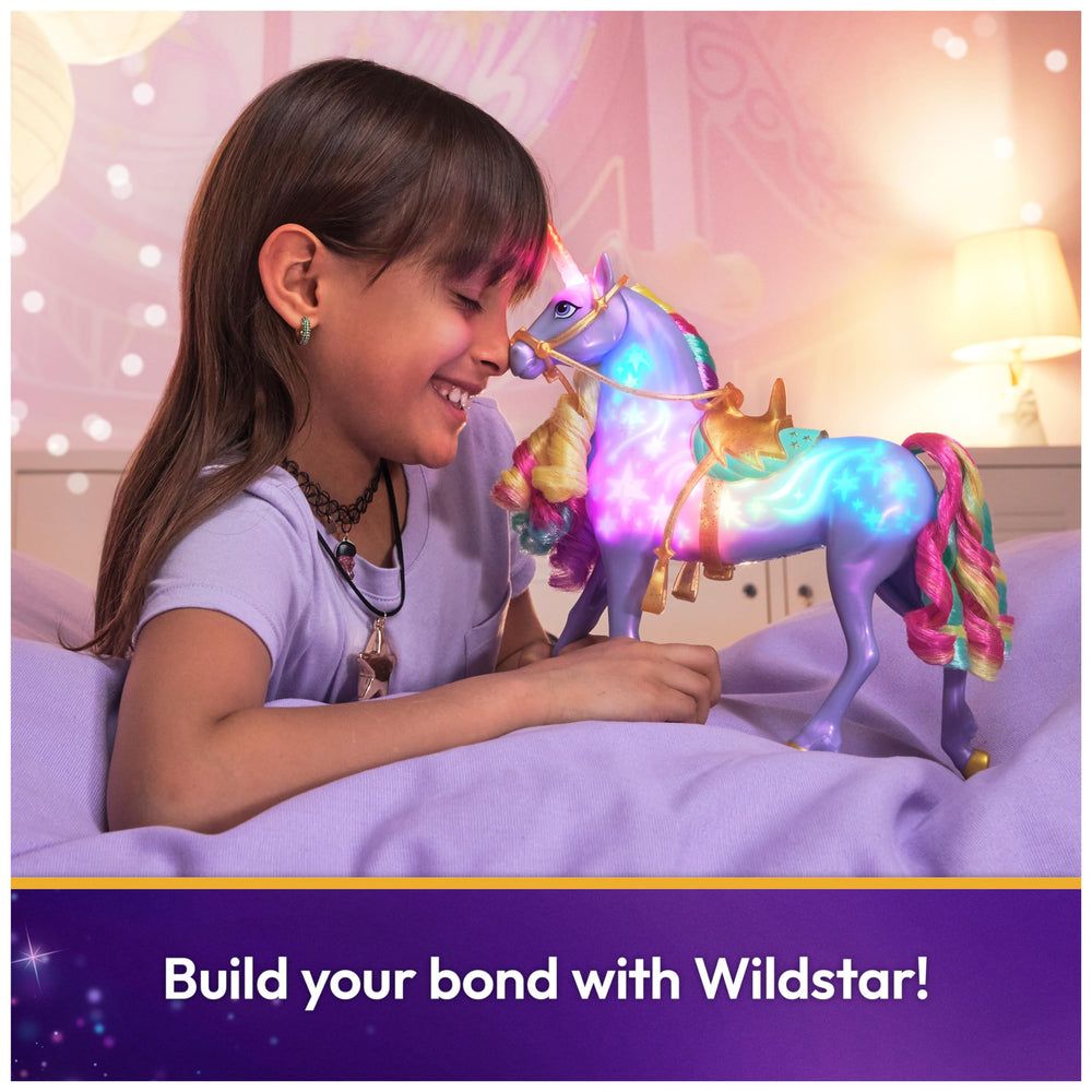 Unicorn Academy Rainbow Light-up Wildstar markings: white to rainbow glow reflects trust.