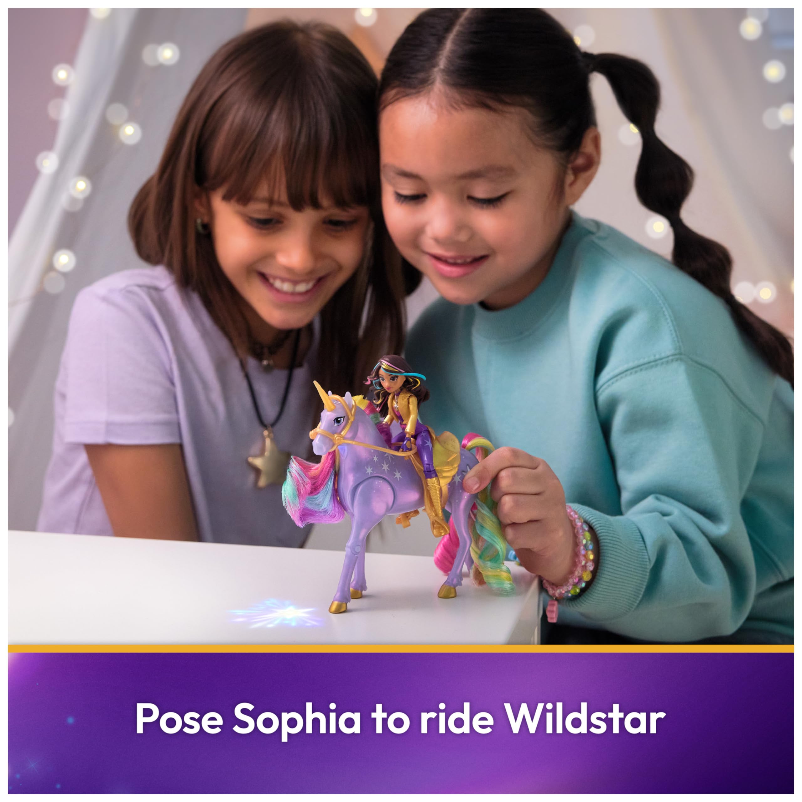 Unicorn Academy removable bridle and saddle for customized play setups.