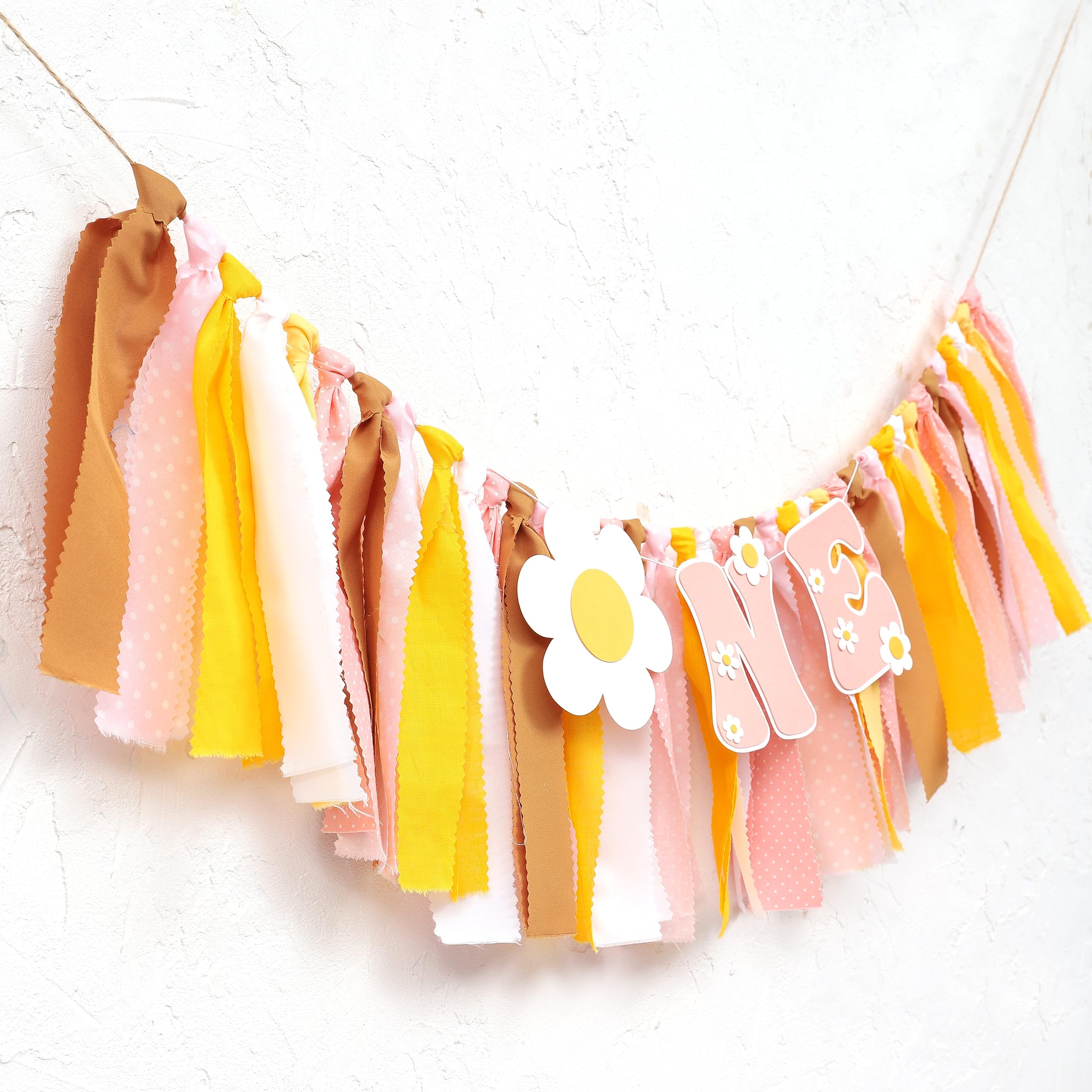 UOAOU Groovy One baby shower decor adds cheerful color and whimsy.
