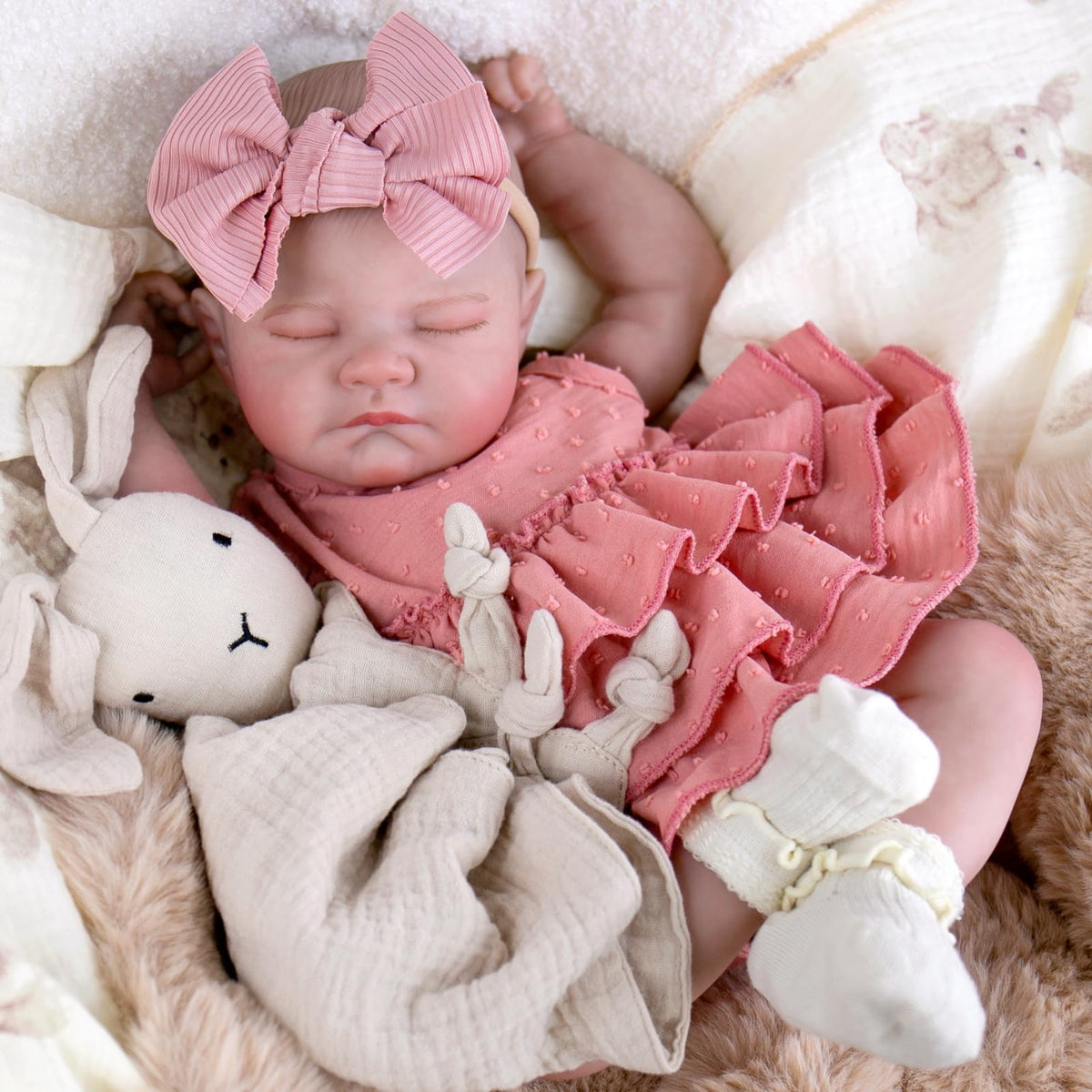 UOFTKIZ realistic reborn doll face detail for lifelike pretend play.