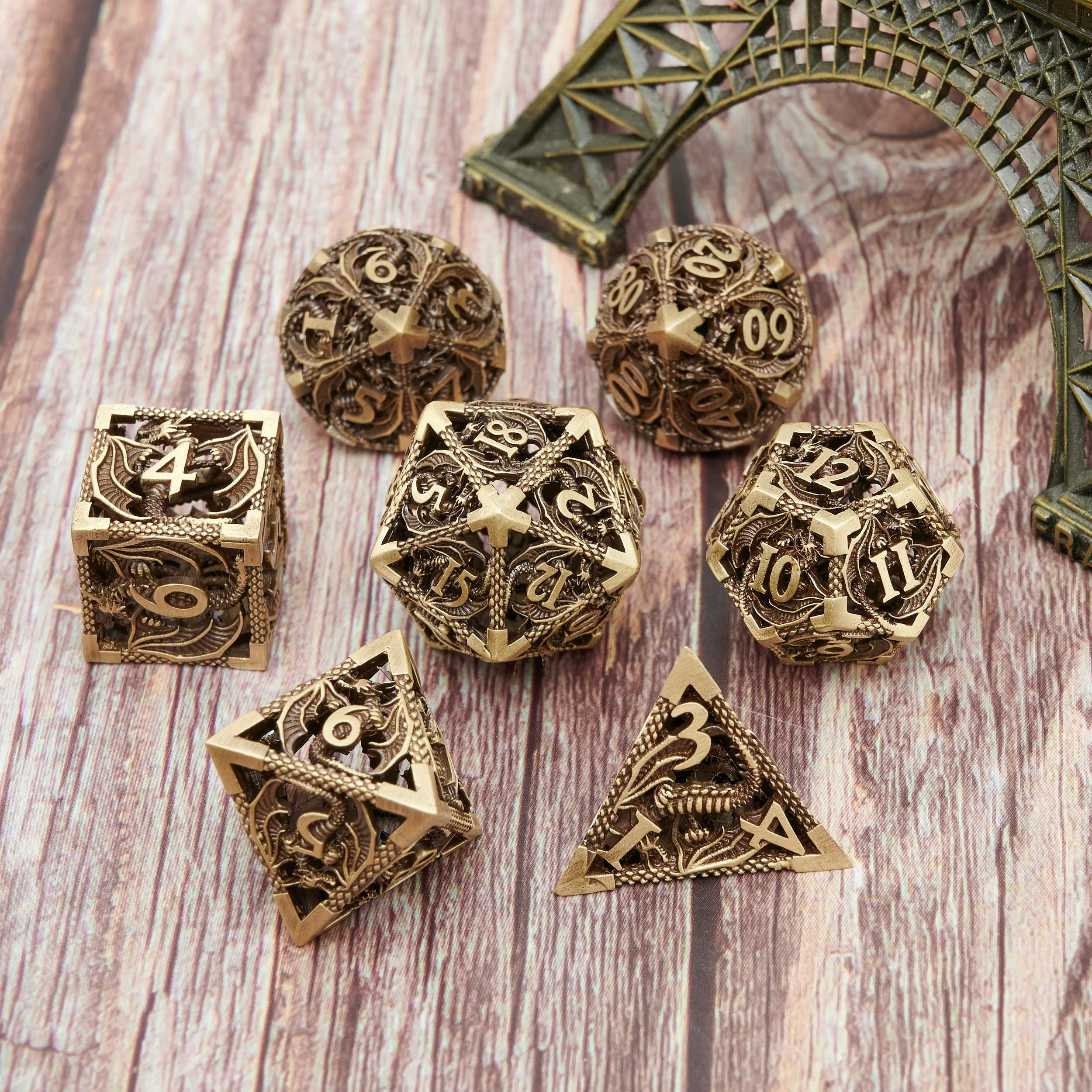 UONUOT skull style metal dice for dramatic RPG storytelling