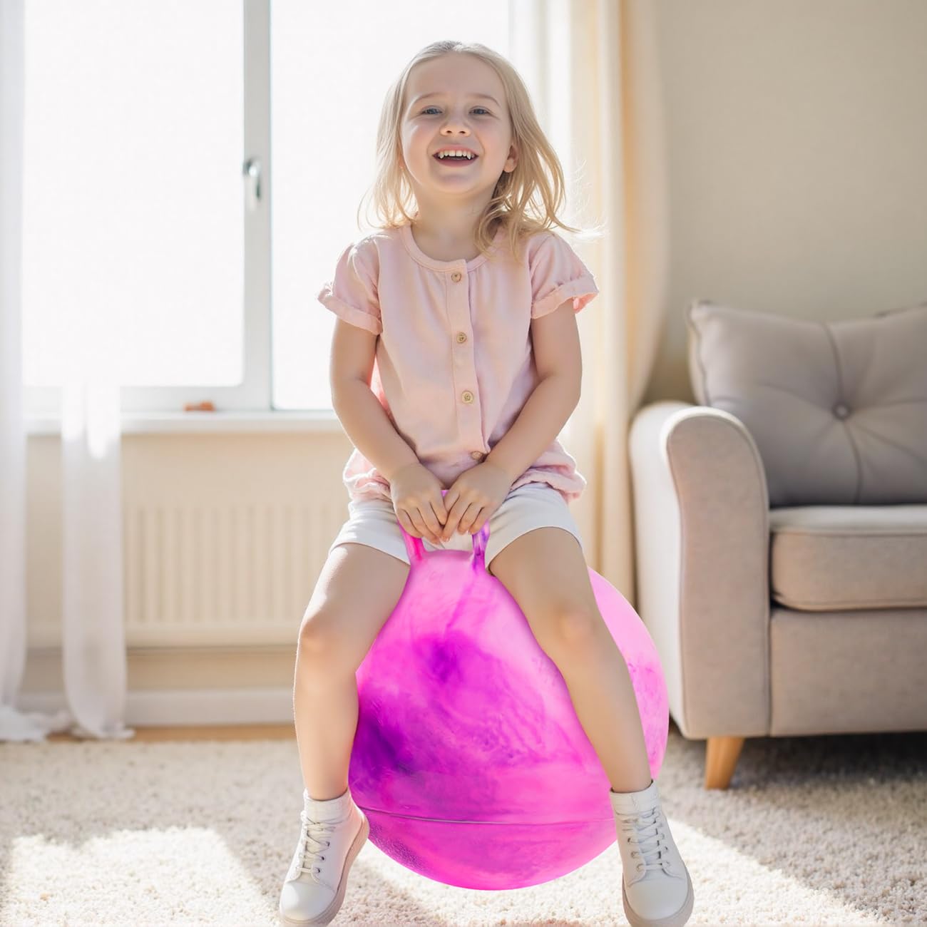 Upper Rider non-slip base helps stability during active play.