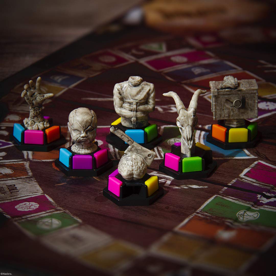 USAOPOLY Trivial Pursuit Horror Ultimate Edition rulebook for quick setup and rules