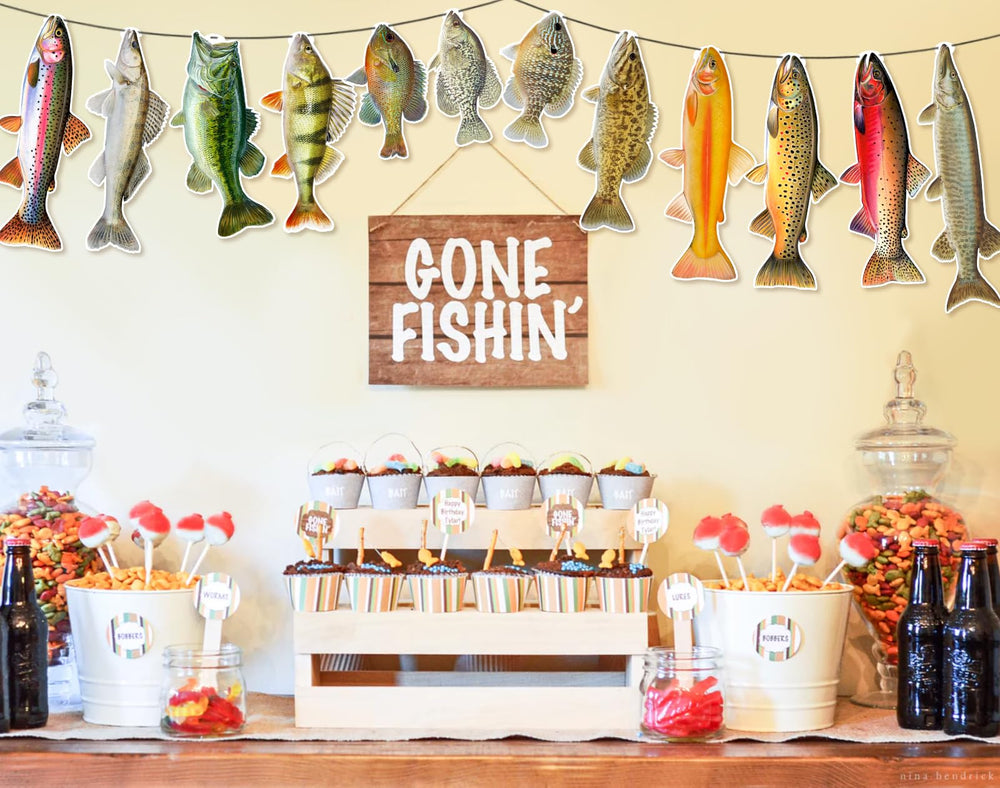 Ushinemi banner shows the largest 16-inch fish, making a bold party focal point.