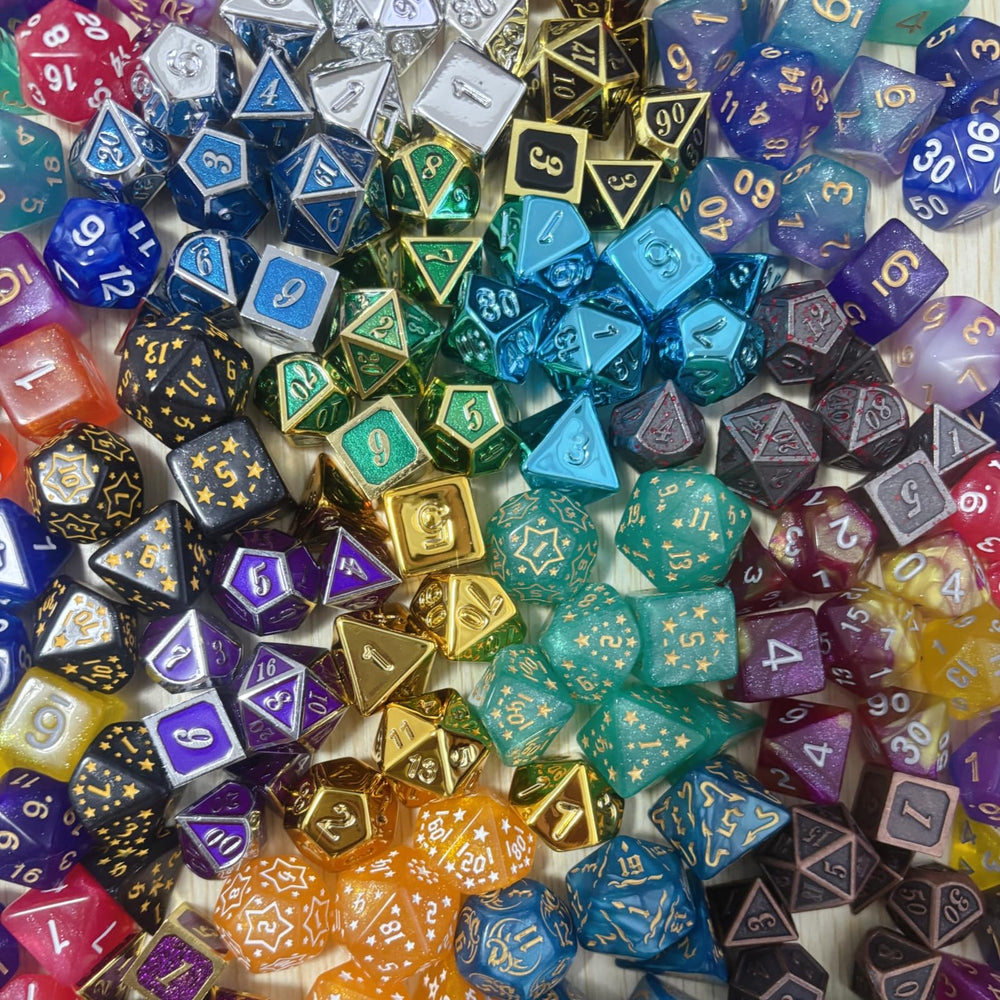 UURM Gift-ready RPG dice set appeals to players and game masters.