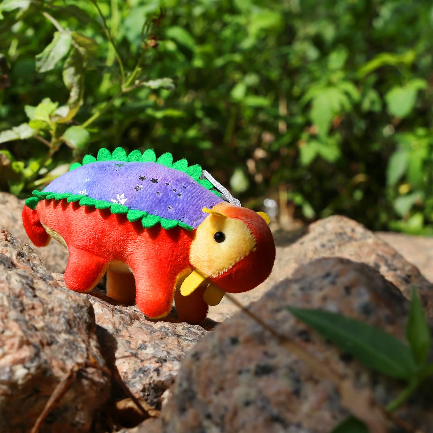 Uzoxlsn dino party favors brighten goody bags with plush figures.