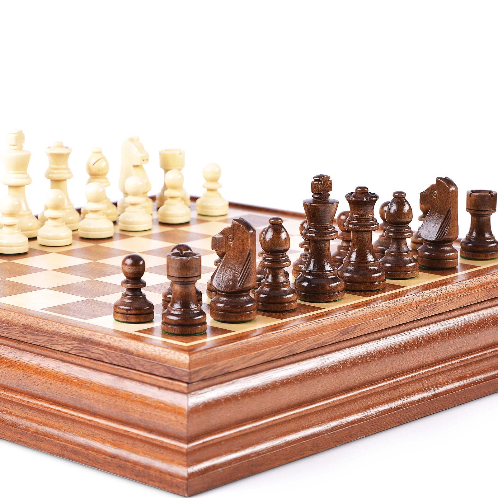 VAMSLOVE weighted chess pieces with felt bottoms protect the board.