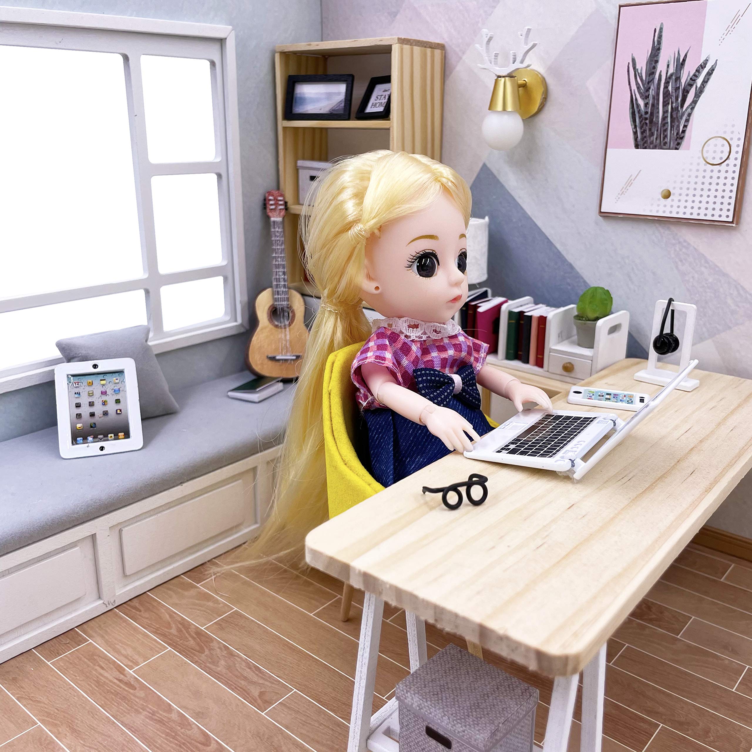 Vawuz 1/12 scale display set enhances dollhouse storytelling.