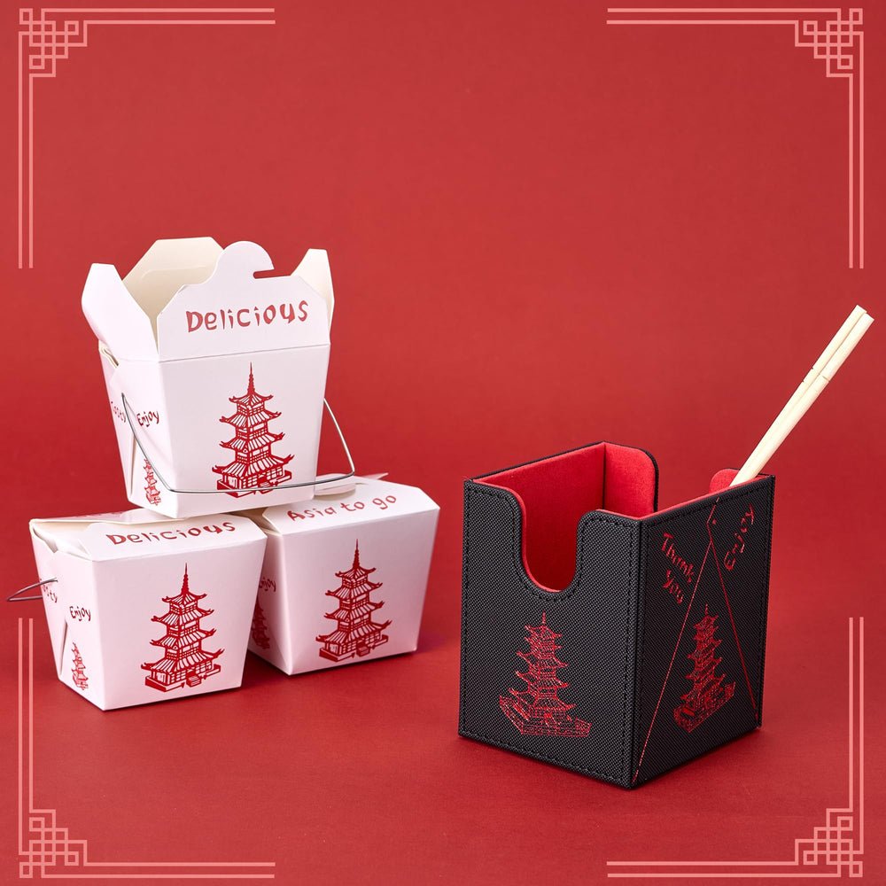 Venssu PU leather interior provides gentle card protection during transport