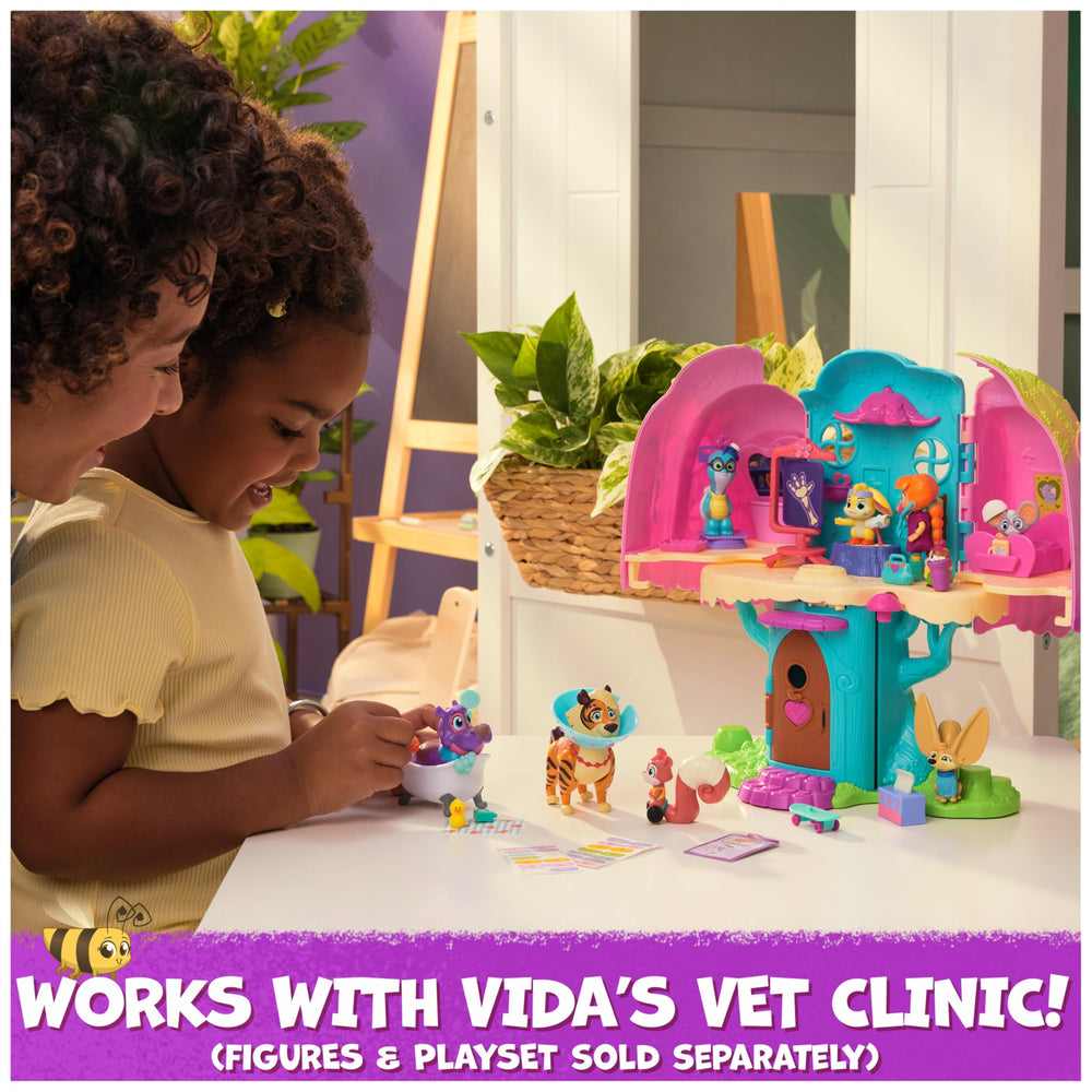 Vida the Vet reflex hammer accessory enhances pretend nursing play