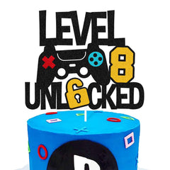 Vikiwiin Level 8th unlocked cake topper adds a game vibe to celebrations.