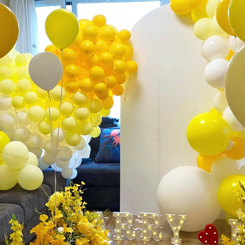 Voircoloria adhesive dots and ribbons for fast, mess-free balloon garland assembly
