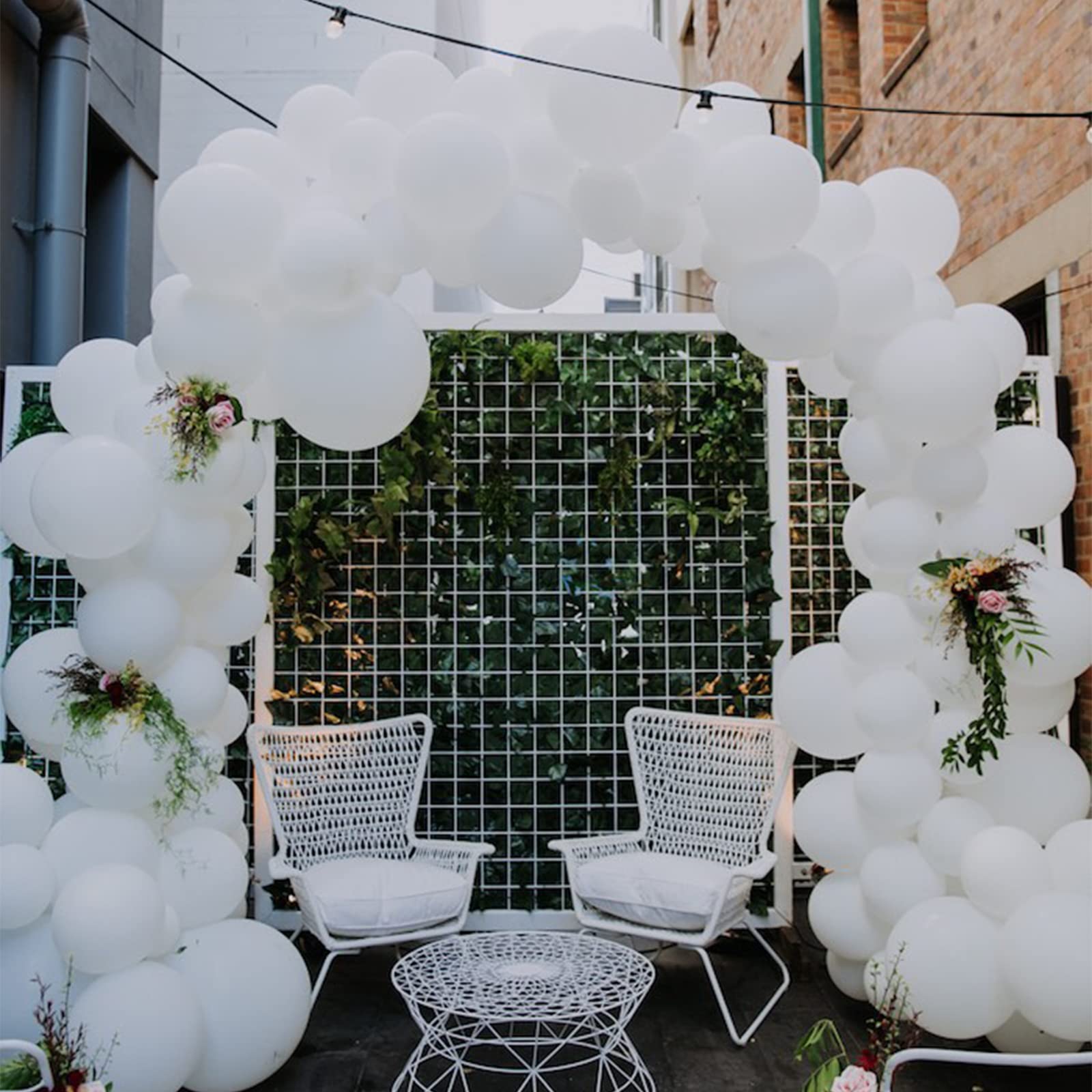 Voircoloria birthday party arch setup ready
