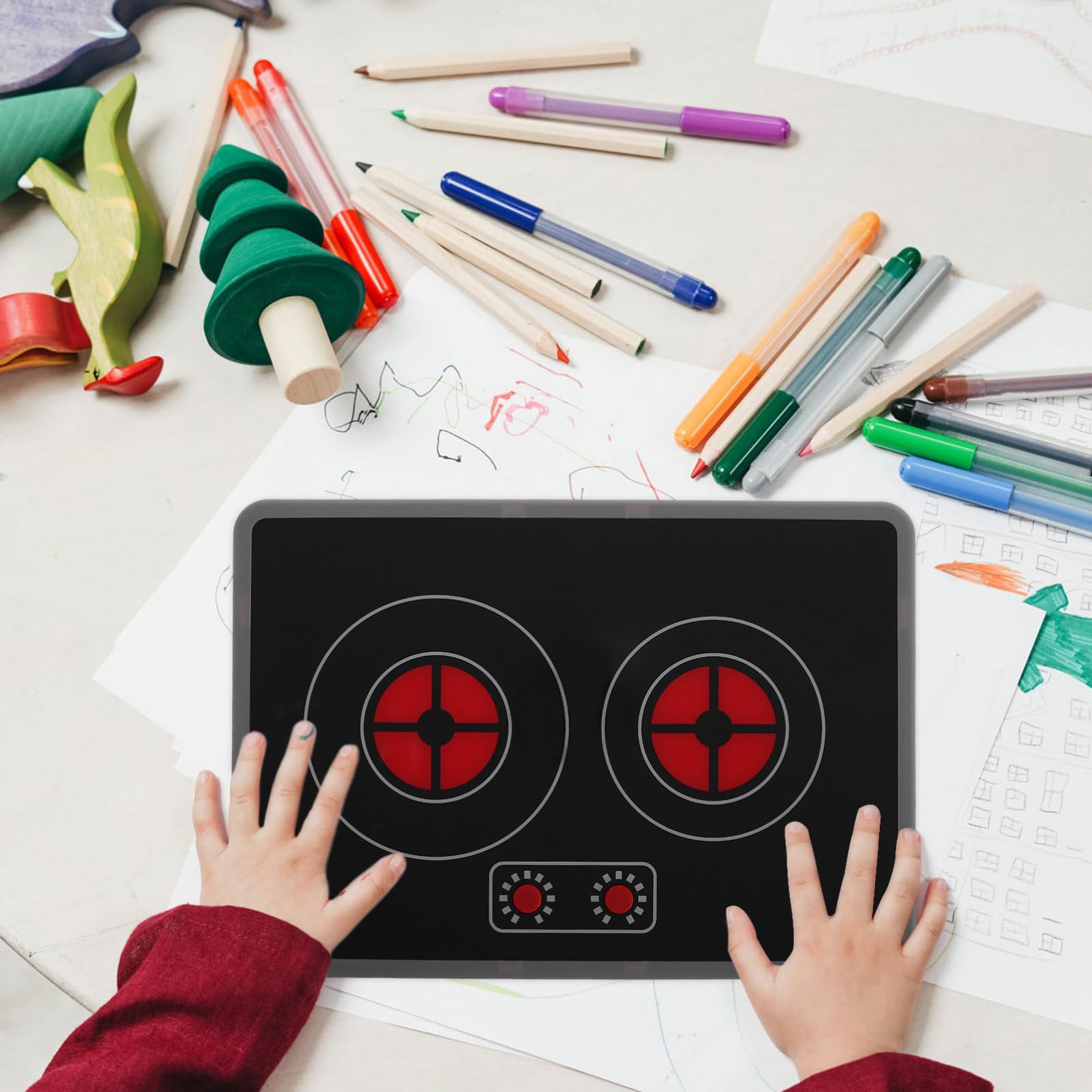 Vosarea pretend kitchen induction cooker enhances role-play and social skills.