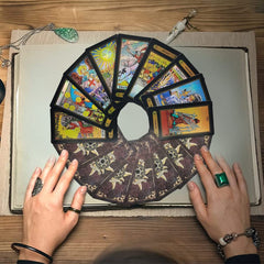 VOVOH tarot card size 11x6 cm is compact for travel readings.