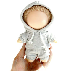 VVQUI 17cm doll gray sweatshirt hoodie close-up showing snug fit for cozy play