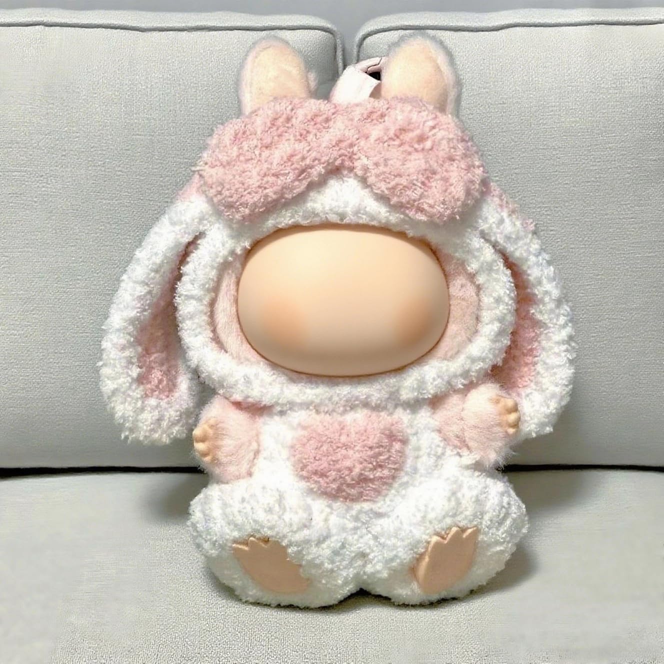 VVQUI machine-washable doll clothing helps maintain color and shape.