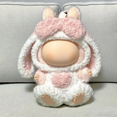 VVQUI machine-washable doll clothing helps maintain color and shape.