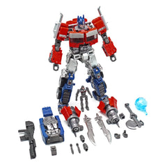WAIKYTOY deformation truck-to-robot shows form conversion in action.