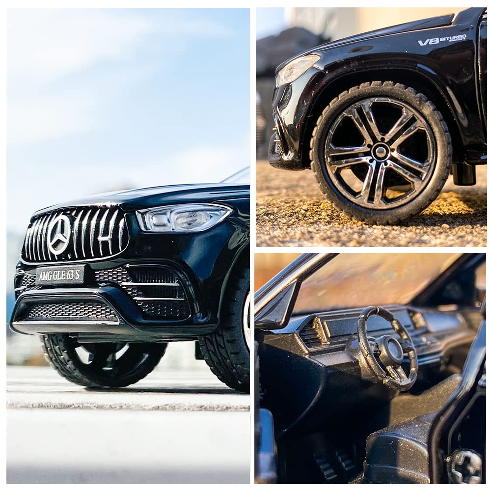 WAKAKAC AMG GLE 63S rubber tires for smooth rolling.