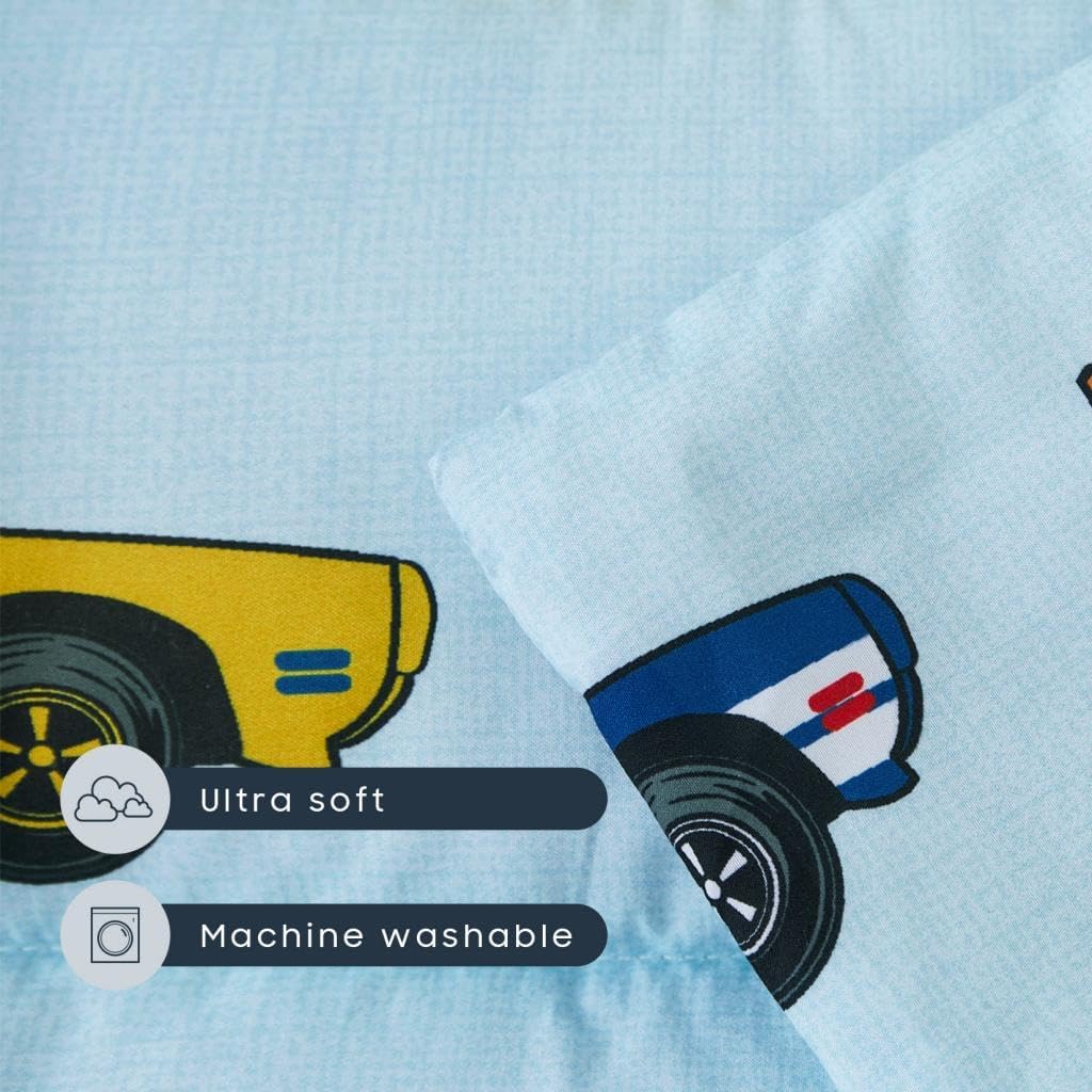 Wake In Cloud machine washable nap mat for simple care.