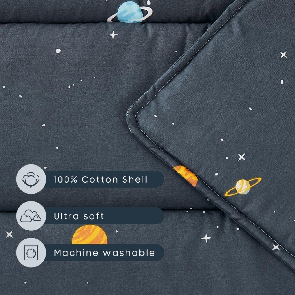 Wake In Cloud nap mat with name cards for easy classroom identification.