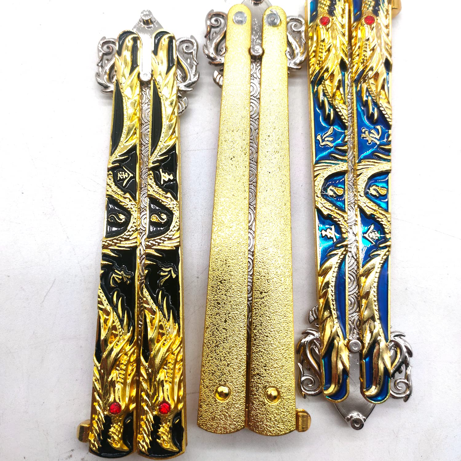 WANLIAN Dragon Tool in outdoor use during hiking or climbing.
