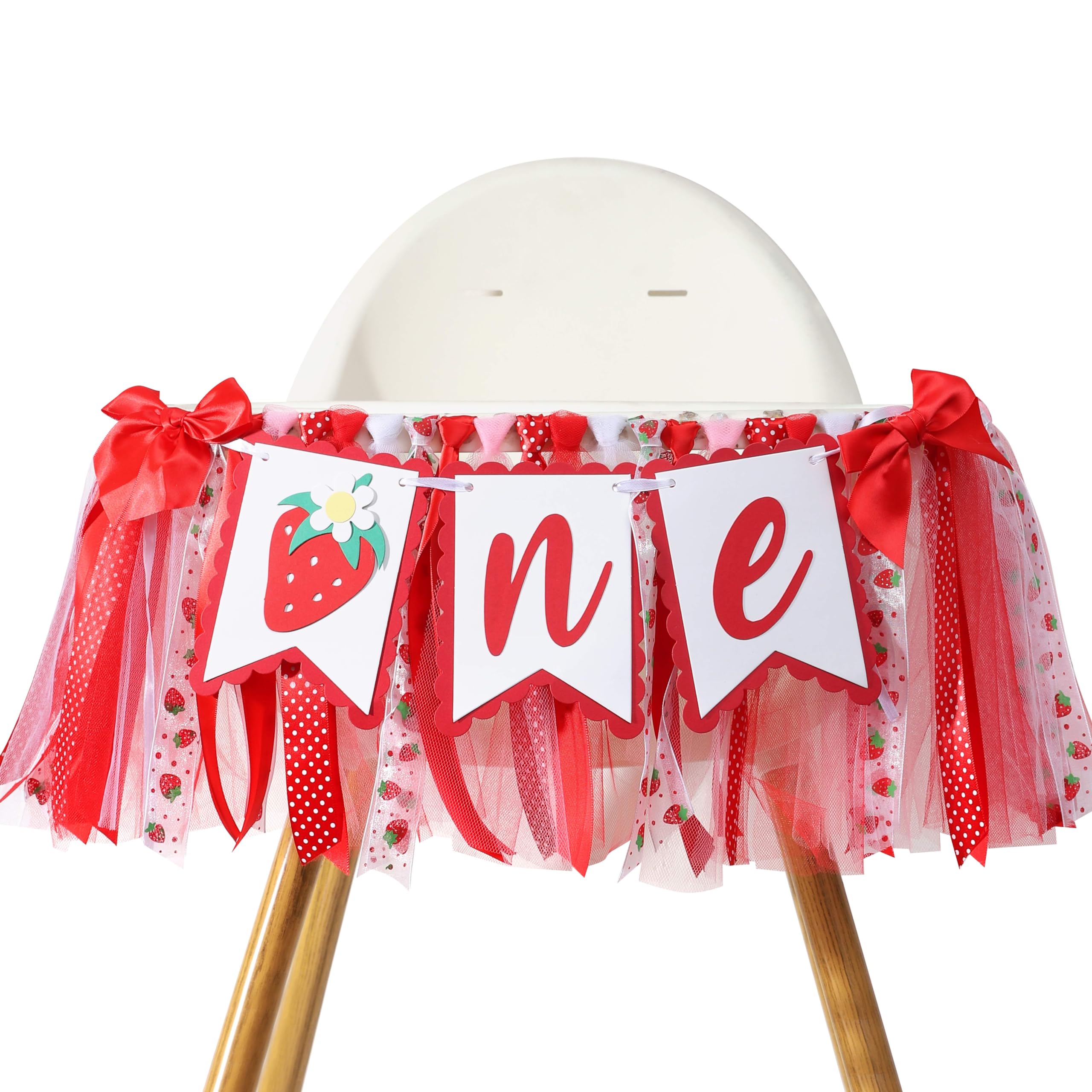 WAUAO Strawberry One High Chair Banner brightens first birthday decor with berry accents.