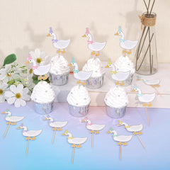 WAWUO cardboard goose toppers are lightweight and durable