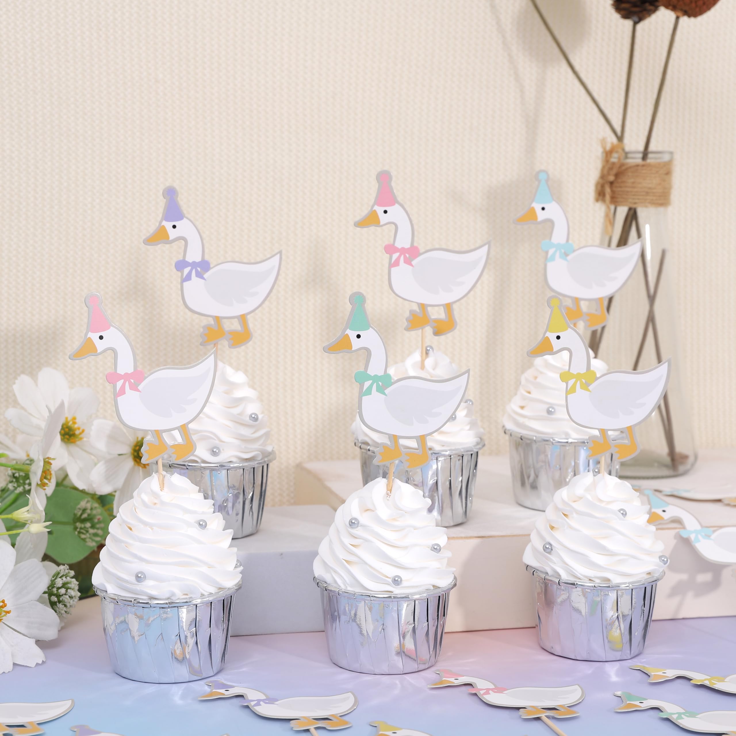 WAWUO goose cupcake inserts kept as keepsakes after the party