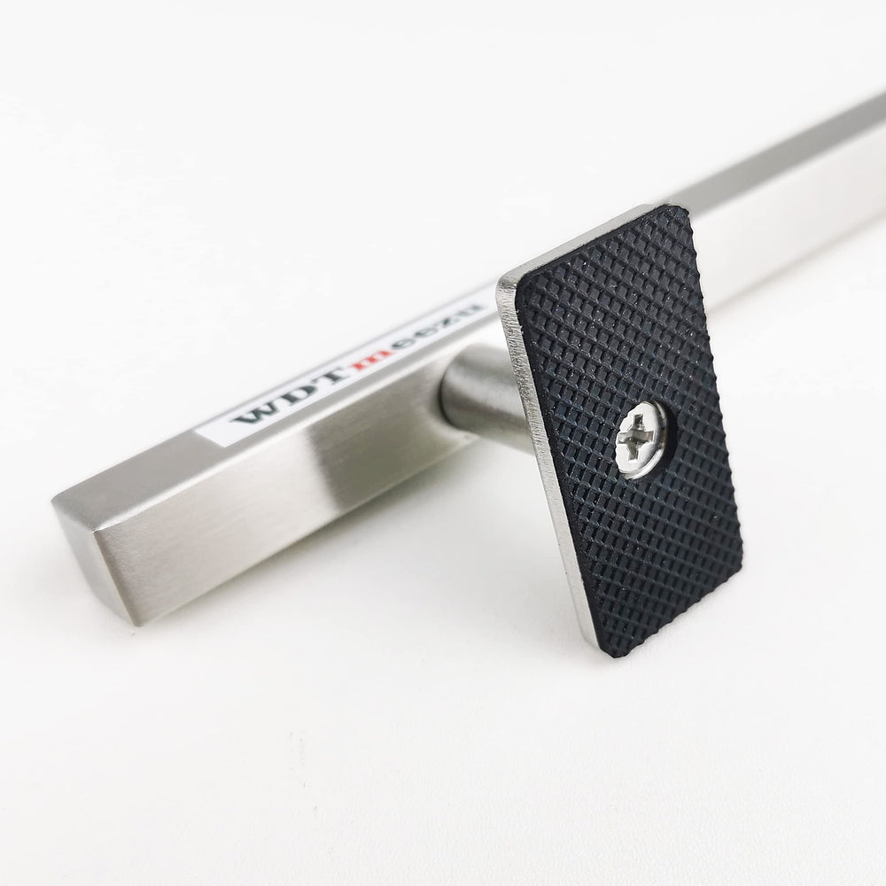 WDTMEEZU finished rail with accessories enables easy setup.