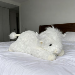 WDXDSOB Highland Cow back view, decorative plush for living spaces
