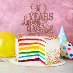 WeBenison glitter cake topper provides a vibrant focal point for events.