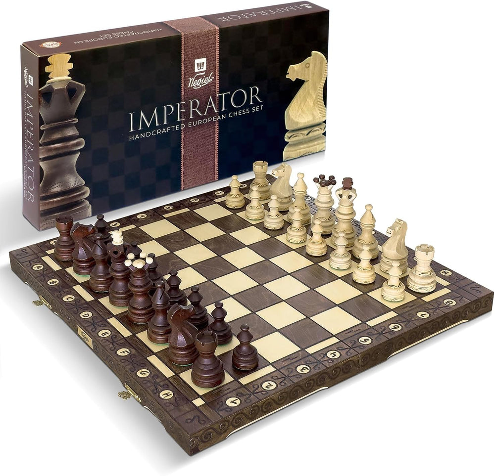 Wegiel Imperator folded board with storage slots for travel.