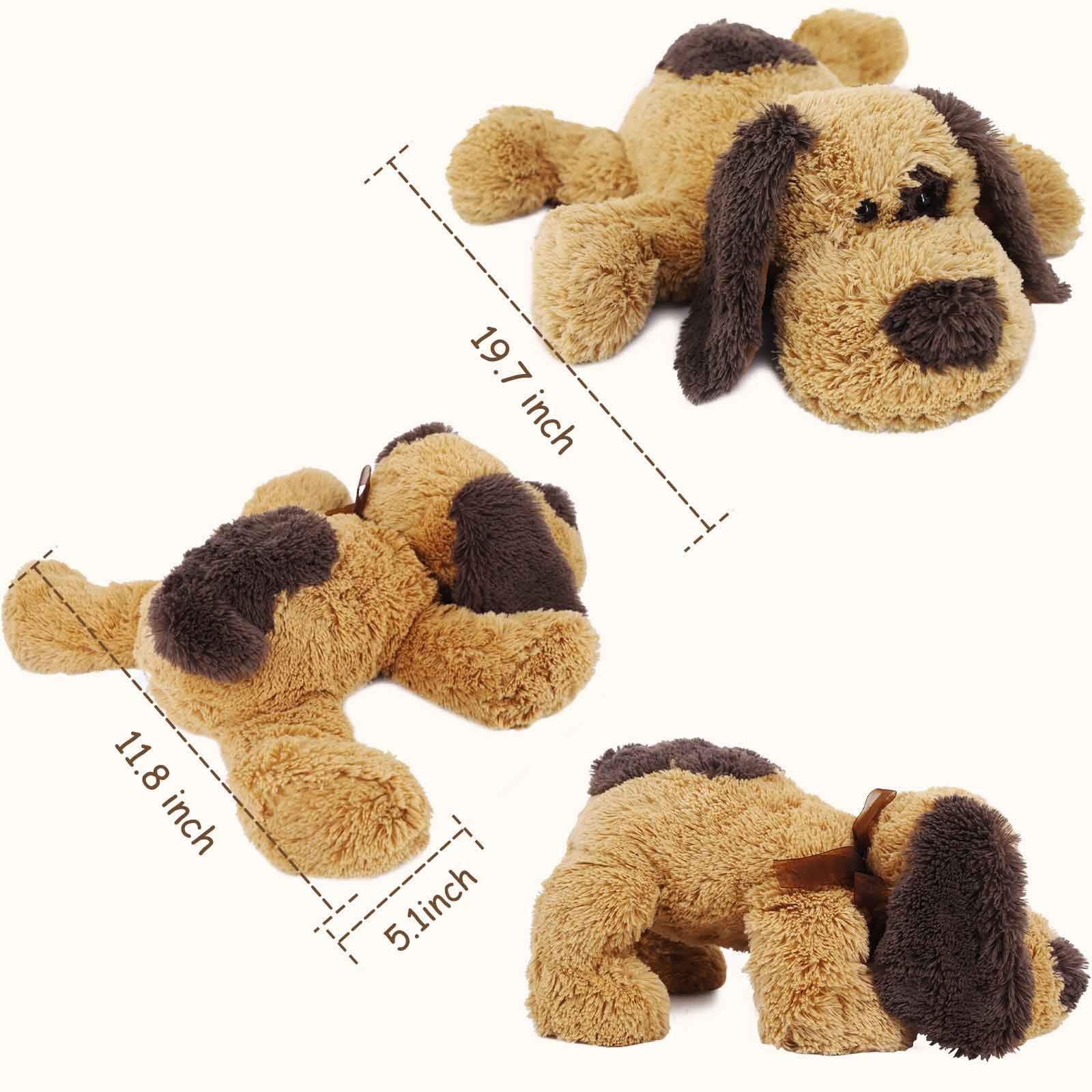 WEIGEDU floppy dog lab-beagle detail adds cute realism.