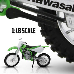 Welly die-cast Suzuki with adjustable handlebars and front wheel for setup options.