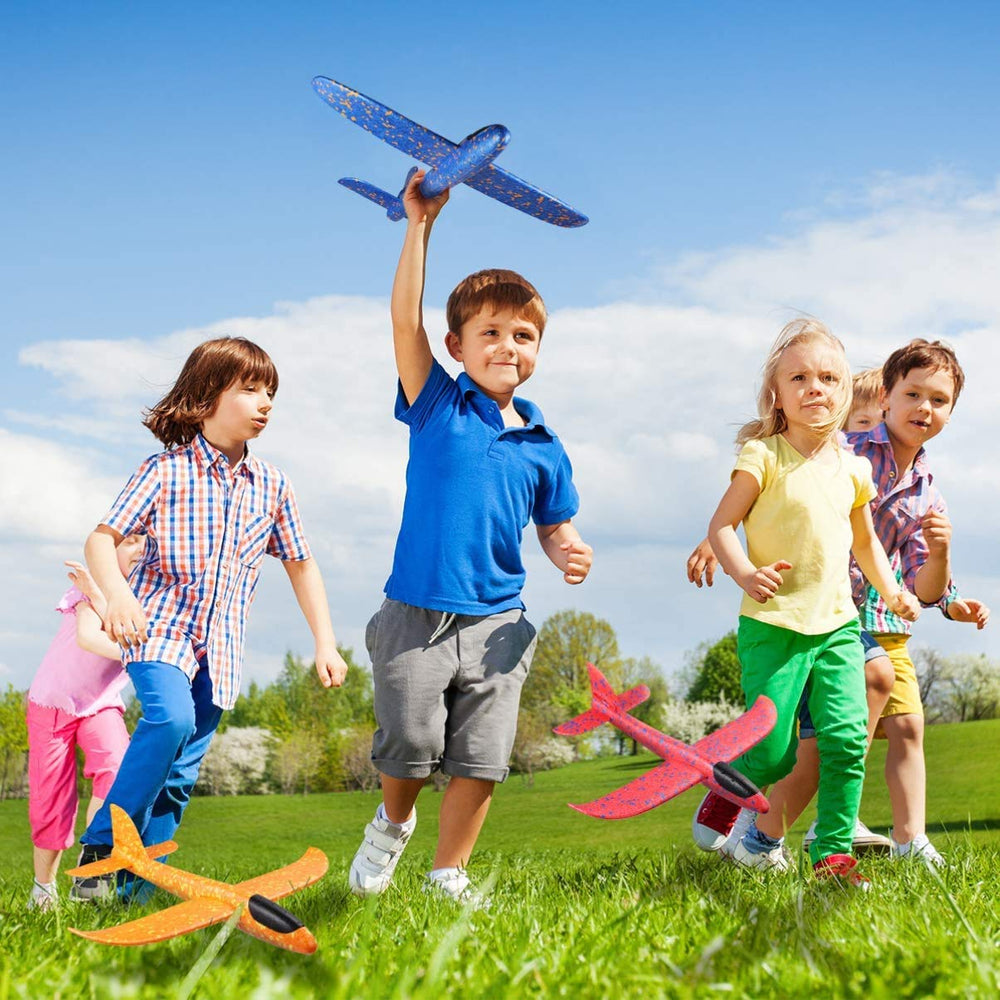 WenToyce outdoor planes encourage active play and motor coordination.