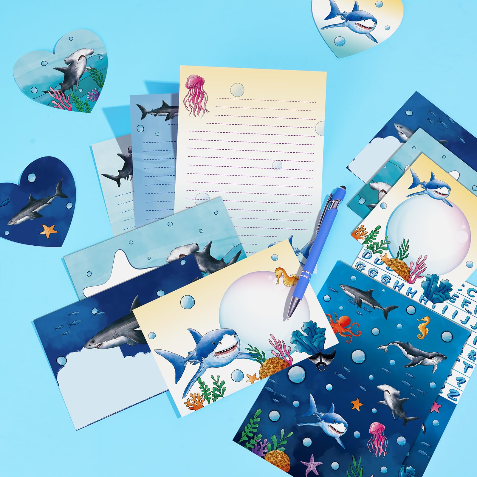 Shark-design stationery with envelopes and cards from WERNNSAI for birthday invites.