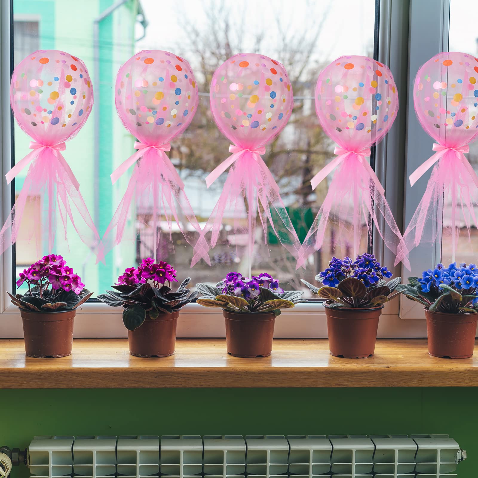 Wettarn gender reveal party decor enhances festive mood.
