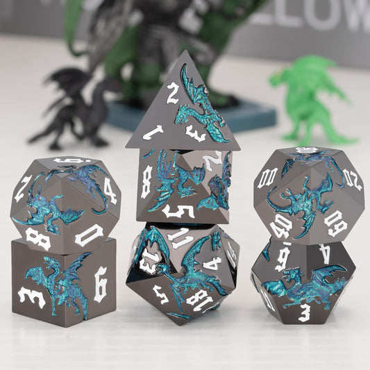 weyano Metal polyhedral dice close-up highlighting precision and metallic finish for durable rolls.