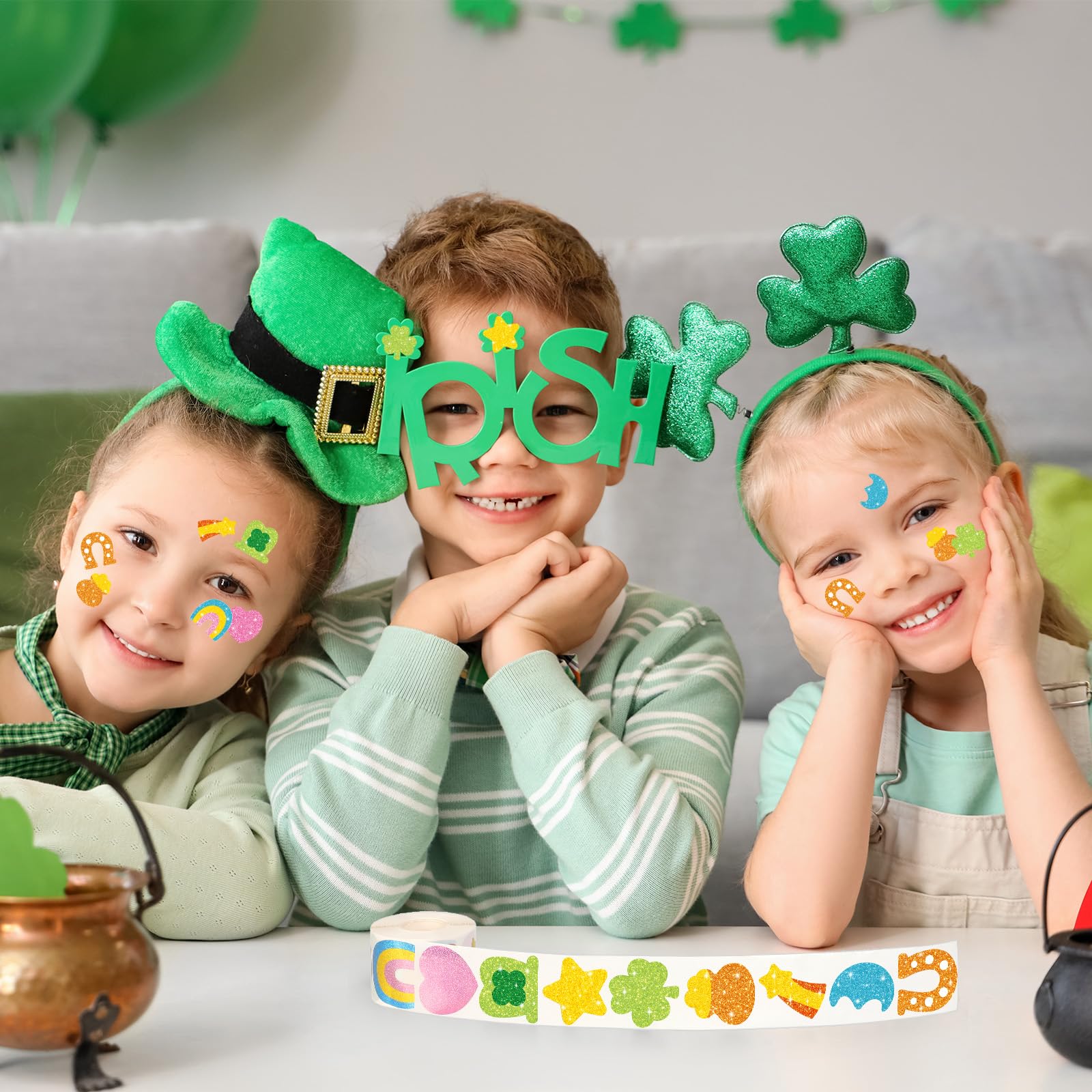 Whaline St. Patrick's Day waterproof self-adhesive labels for cards and notebooks