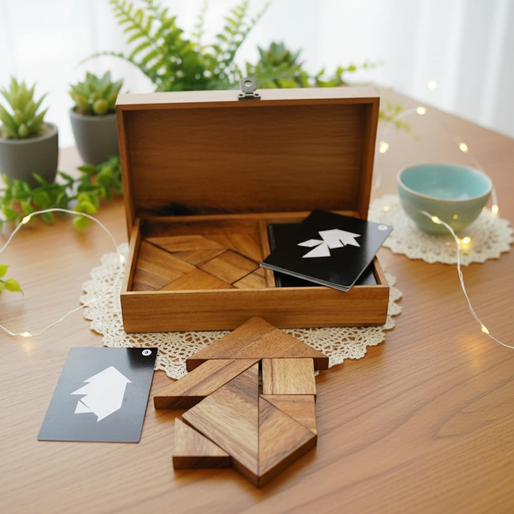 Winshare Logic Tangram Set play cards guiding challenges to sharpen problem-solving