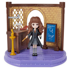 Wizarding World activation spot triggers feather levitation during play.